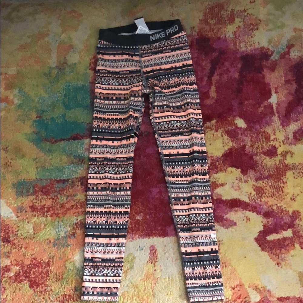 Women’s Nike tights